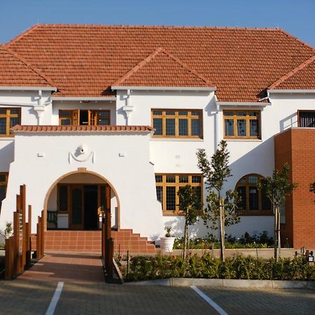 Sanctuary Mandela Hotel Johannesburg Buitenkant foto