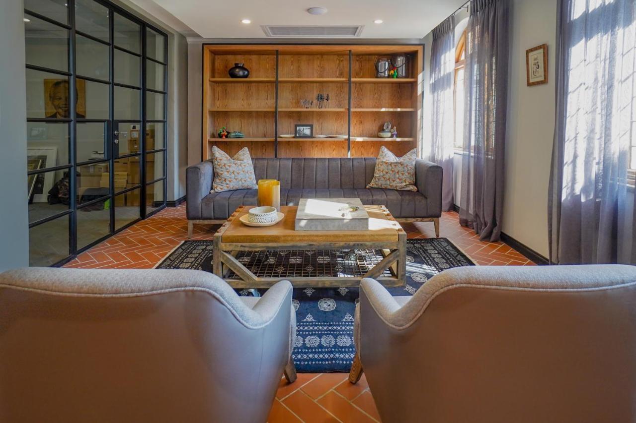 Sanctuary Mandela Hotel Johannesburg Buitenkant foto