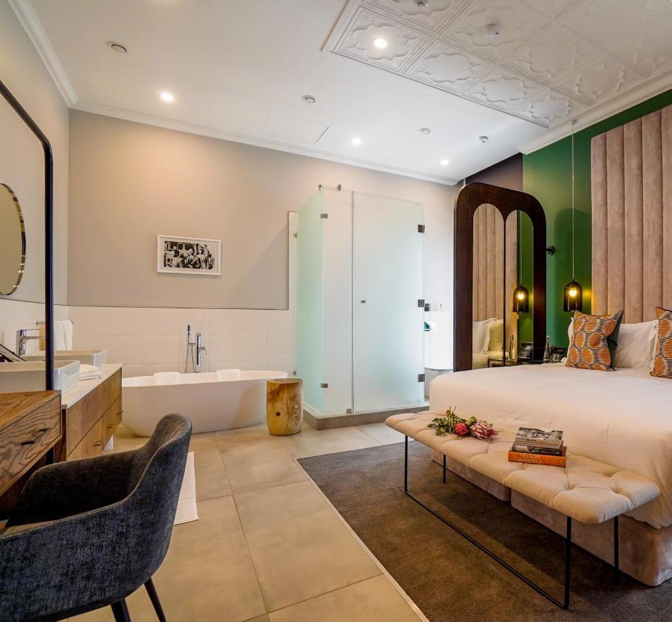 Sanctuary Mandela Hotel Johannesburg Buitenkant foto