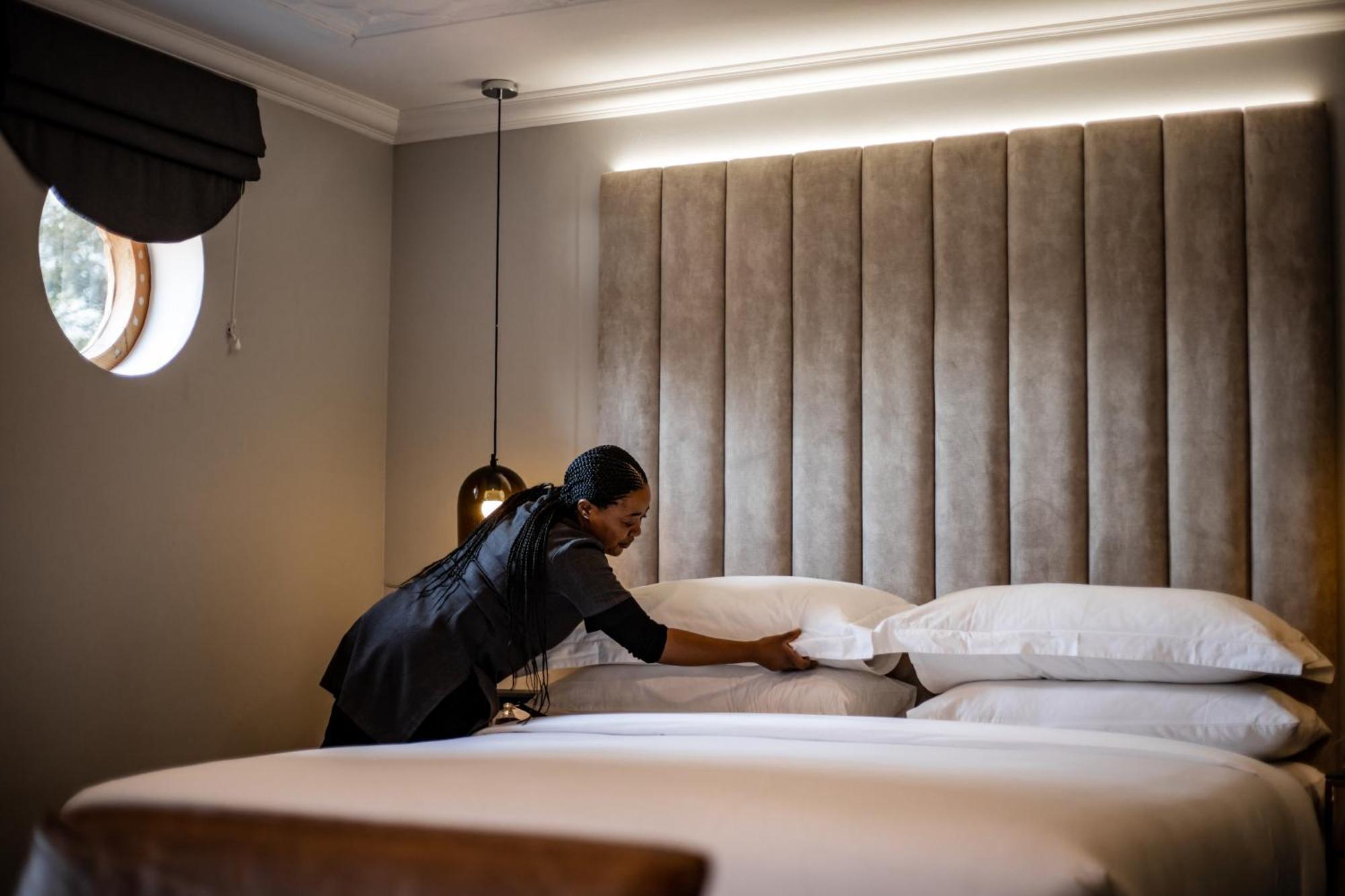 Sanctuary Mandela Hotel Johannesburg Buitenkant foto